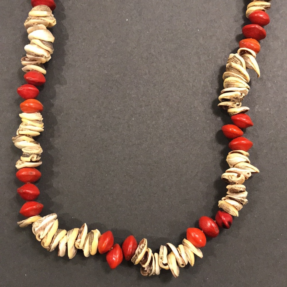 ✅CLEARANCE- Handcrafted Red Bead/Seed and Shell Necklace - Picture 7 of 7